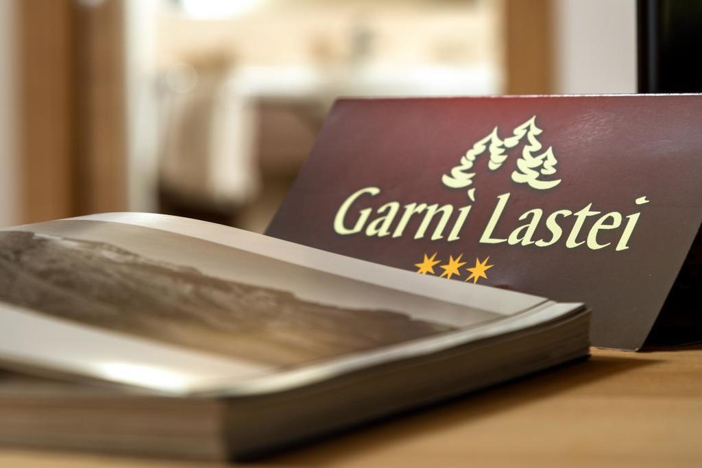 Hotel Garni Lastei Pozza di Fassa Exterior foto