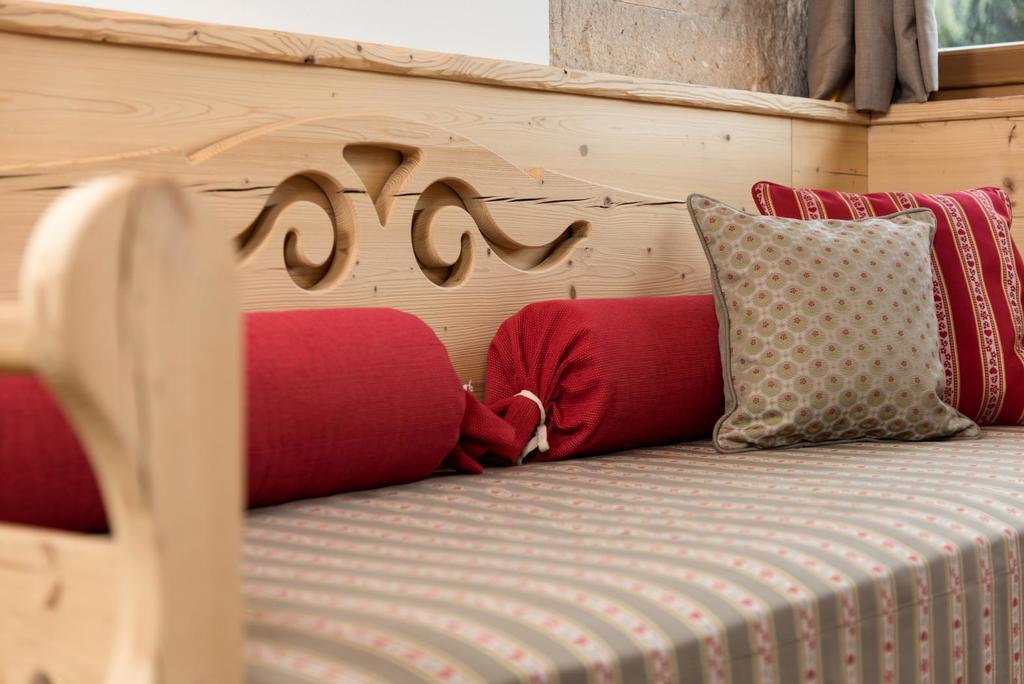 Hotel Garni Lastei Pozza di Fassa Exterior foto